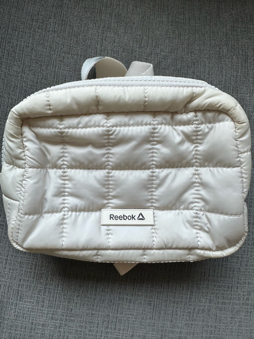 Reebok Quilted Puffer Crossbody Bag - Off-White